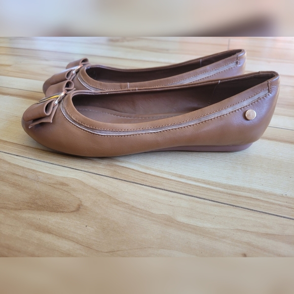 Le Chateau ballerina flats - Picture 2 of 6